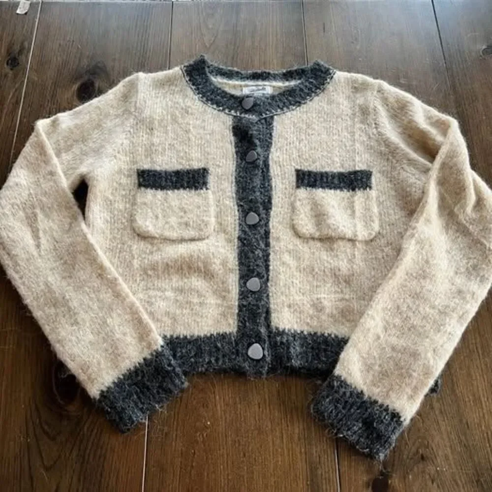 Lady Cardigan Beige Fuzzy Knit Cardigan-small